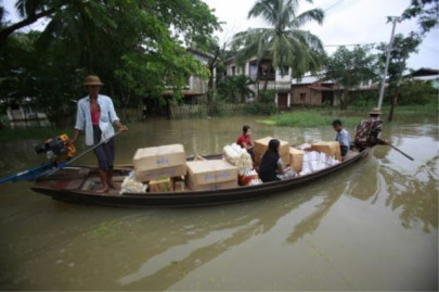 20 killed in myanmar wedding boat crash 20 killed in myanmar wedding boat crash