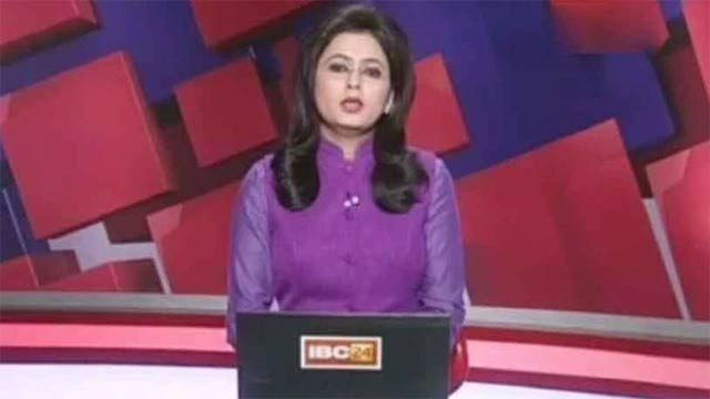supreet kaur kept composure during live news bulletin as a reporter phoned in details of a fatal accident an ibc 24 screengrab supreet kaur kept composure during live news bulletin as a reporter phoned in details of a fatal accident an ibc 24 screengrab