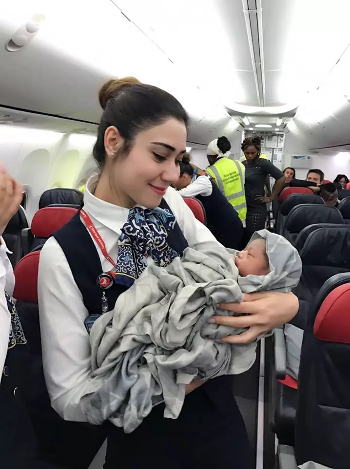 guinean diaby nafi gave birth to kadiju mid flight with the help of the trained cabin crew photo turkish airlines guinean diaby nafi gave birth to kadiju mid flight with the help of the trained cabin crew photo turkish airlines