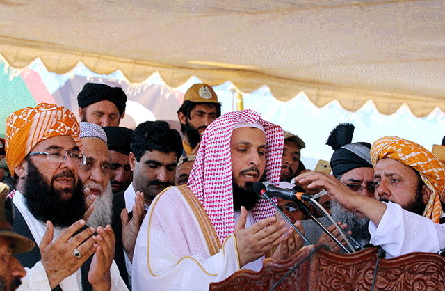 prayer leader of the grand mosque of kaaba imam muhammad salih bin ibrahim at the gathering of jui f in nowshehra on april 9 2017 photo muhammad iqbal express