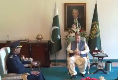 pm nawaz sharif lauds paf s role in safeguarding air frontiers pm nawaz sharif lauds paf s role in safeguarding air frontiers