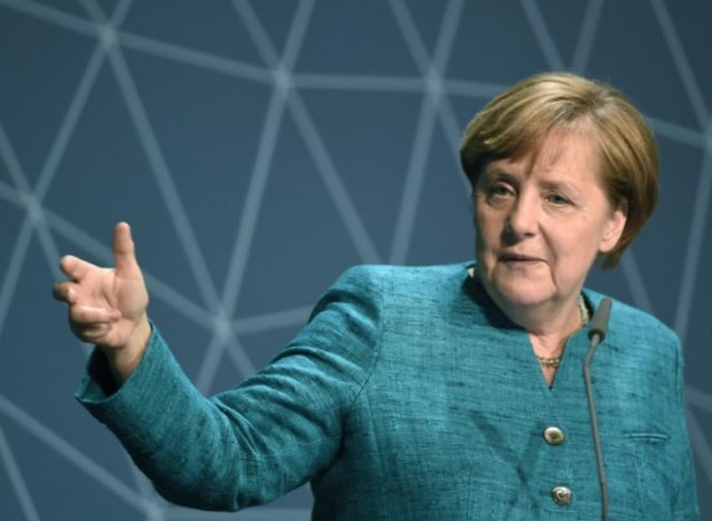 german chancellor angela merkel delivers her speech at 10th national maritime conference in hamburg germany april 4 2017 photo reuters