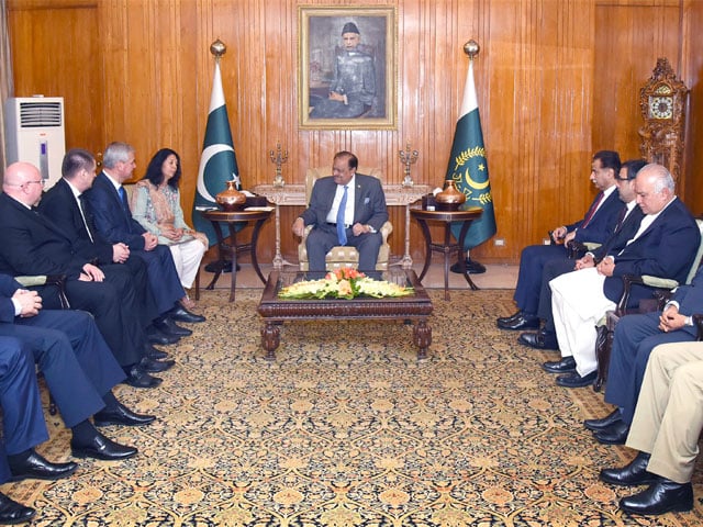 president mamnoon hussain meeting a delegation from belarus in islamabad on april 11 2017 photo pid