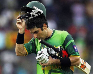 beat it critics misbah should stay beat it critics misbah should stay