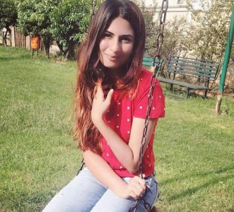 anti war activist gurmehar kaur pens down a heart felt blog anti war activist gurmehar kaur pens down a heart felt blog