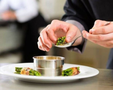 india to fix food intake for customers at hotels restaurants