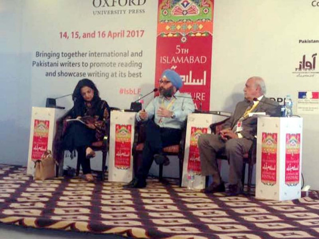 amardeep singh speaks at a session at ilf photo express amardeep singh speaks at a session at ilf photo express