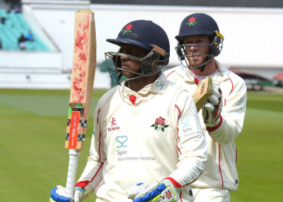 chanderpaul turns back clock against surrey
