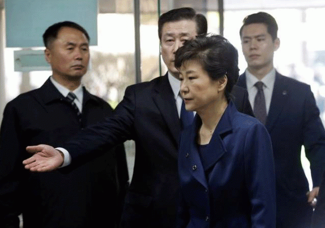 ousted south korean president park geun hye arrives for questioning on her arrest warrant at the seoul central district court in seoul south korea thursday march 30 2017 photo reuters ousted south korean president park geun hye arrives for questioning on her arrest warrant at the seoul central district court in seoul south korea thursday march 30 2017 photo reuters