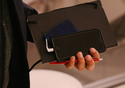 pakistani entrepreneur develops a power bank that fits inside your wallet pakistani entrepreneur develops a power bank that fits inside your wallet