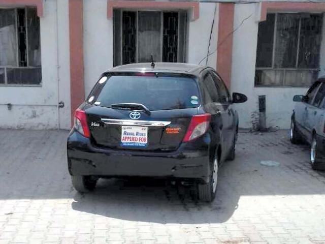 vehicles belonging to excise officials sport unauthorised plate photo express vehicles belonging to excise officials sport unauthorised plate photo express