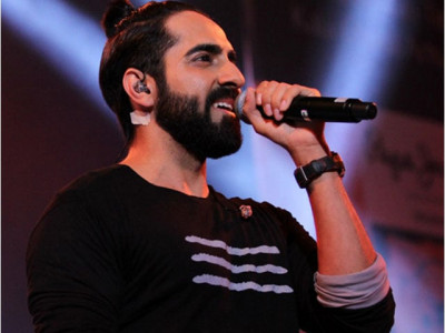 when ayushman khurrana used to sing in trains for a living when ayushman khurrana used to sing in trains for a living