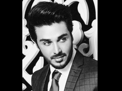 ahsan khan pays tribute to mashal khan in lsa acceptance speech ahsan khan pays tribute to mashal khan in lsa acceptance speech
