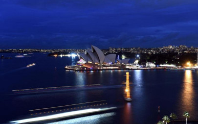 australia toughens up citizenship test