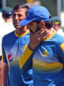 pakistan eye series win in misbah younus swansong