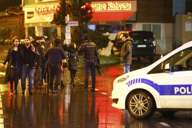 police secure area near an istanbul nightclub turkey january 1 2017 reuters