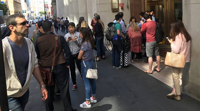 office workers wait for building elevators to resume working during a power cut in downtown san francisco california us april 21 2017 photo reuters