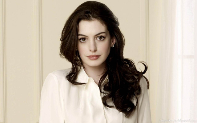 anne hathaway photo file anne hathaway photo file