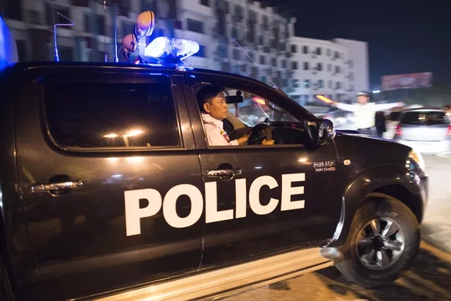 myanmar police personnel arrive at a supermarket where three bombs exploded in yangon on november 20 2016 three suspected handmade bombs exploded in a supermarket in southern yangon on november 20 authorities said although no casualties were reported security forces locked down the area with sniffer dogs after the blasts went off around 5 30 pm in thakeyta township photo afp myanmar police personnel arrive at a supermarket where three bombs exploded in yangon on november 20 2016 three suspected handmade bombs exploded in a supermarket in southern yangon on november 20 authorities said although no casualties were reported security forces locked down the area with sniffer dogs after the blasts went off around 5 30 pm in thakeyta township photo afp