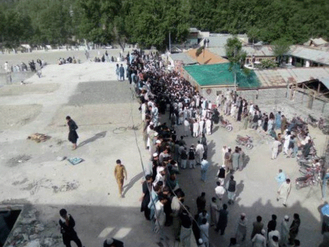 a man on friday brutally beaten inside a mosque by angry worshippers who accused him of committing blasphemy photo express a man on friday brutally beaten inside a mosque by angry worshippers who accused him of committing blasphemy photo express
