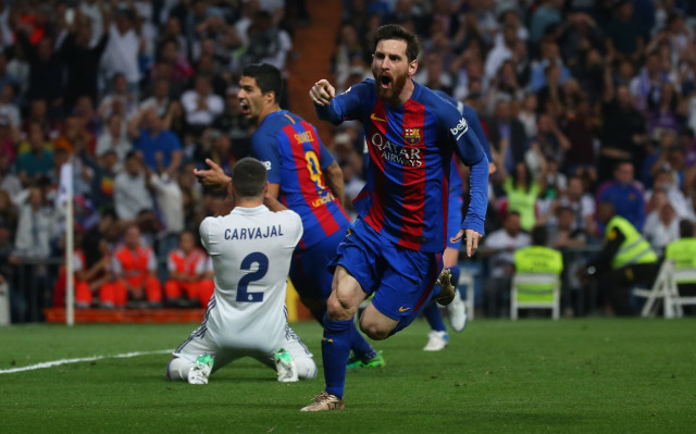 the difference barcelona struggled on the night but messi led them through the game and was the decisive figure on a dramatic occasion that leaves the spanish title race wide open photo afp the difference barcelona struggled on the night but messi led them through the game and was the decisive figure on a dramatic occasion that leaves the spanish title race wide open photo afp