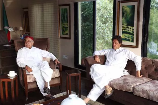 khar and imran meeting at the latter 039 s bani gala residence photo facebook khar and imran meeting at the latter 039 s bani gala residence photo facebook