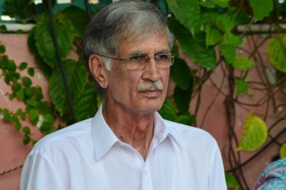 pti lawmakers want nawaz khattak to go pti lawmakers want nawaz khattak to go