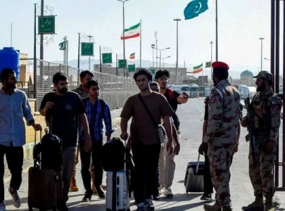 pakistanis in iran urged to register for return