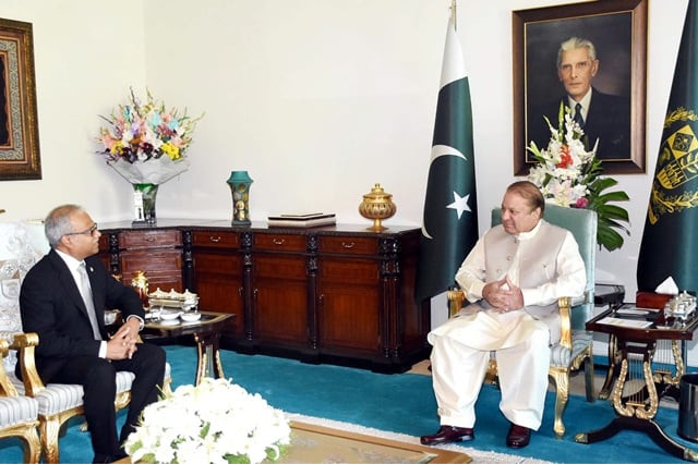prime minister nawaz sharif with foreign minister of maldives dr muhammad asim at the pm house photo ppi prime minister nawaz sharif with foreign minister of maldives dr muhammad asim at the pm house photo ppi