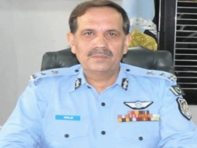 locals in islamabad welcome khalid khattak as new igp