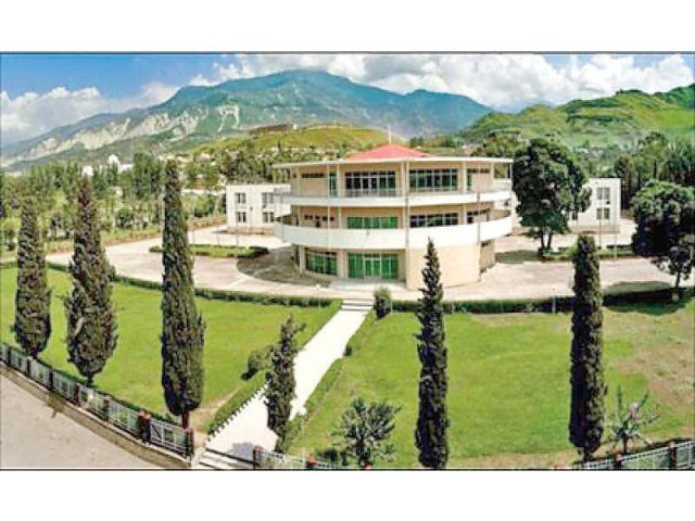 tribune