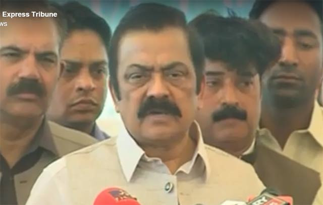 punjab lawmaker says sajjan jindal meeting with pm nawaz should not be politicised an express news screengrab punjab lawmaker says sajjan jindal meeting with pm nawaz should not be politicised an express news screengrab