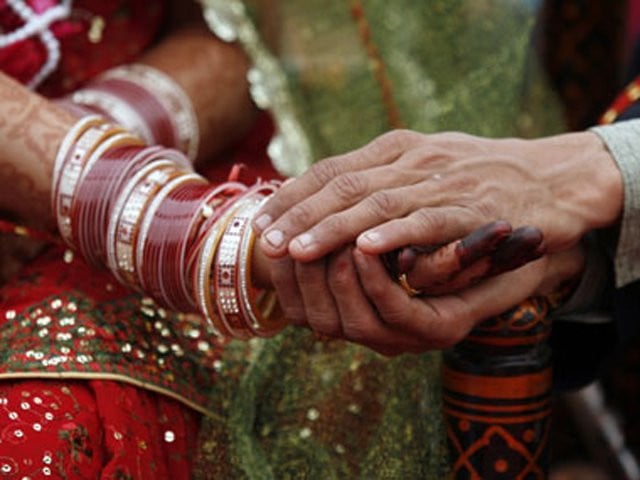 Man marries younger sister after bride dies at wedding