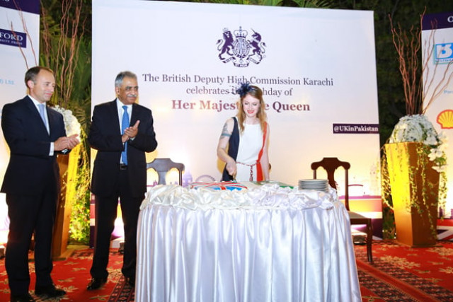 deputy high commissioner belinda lewis cuts a cake at the birthday celebrations of queen elizabeth ii while sindh governor mohammad zubair and uk high commissioner thomas drew watch photo courtesy british deputy high commission deputy high commissioner belinda lewis cuts a cake at the birthday celebrations of queen elizabeth ii while sindh governor mohammad zubair and uk high commissioner thomas drew watch photo courtesy british deputy high commission