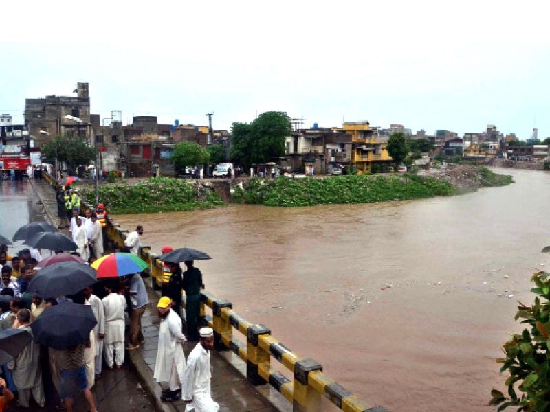 nullah leh near gawalmandi bridge photo muhammad javaid express