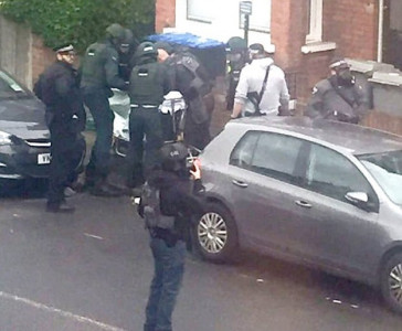 burqa clad woman dragged off bus by london police