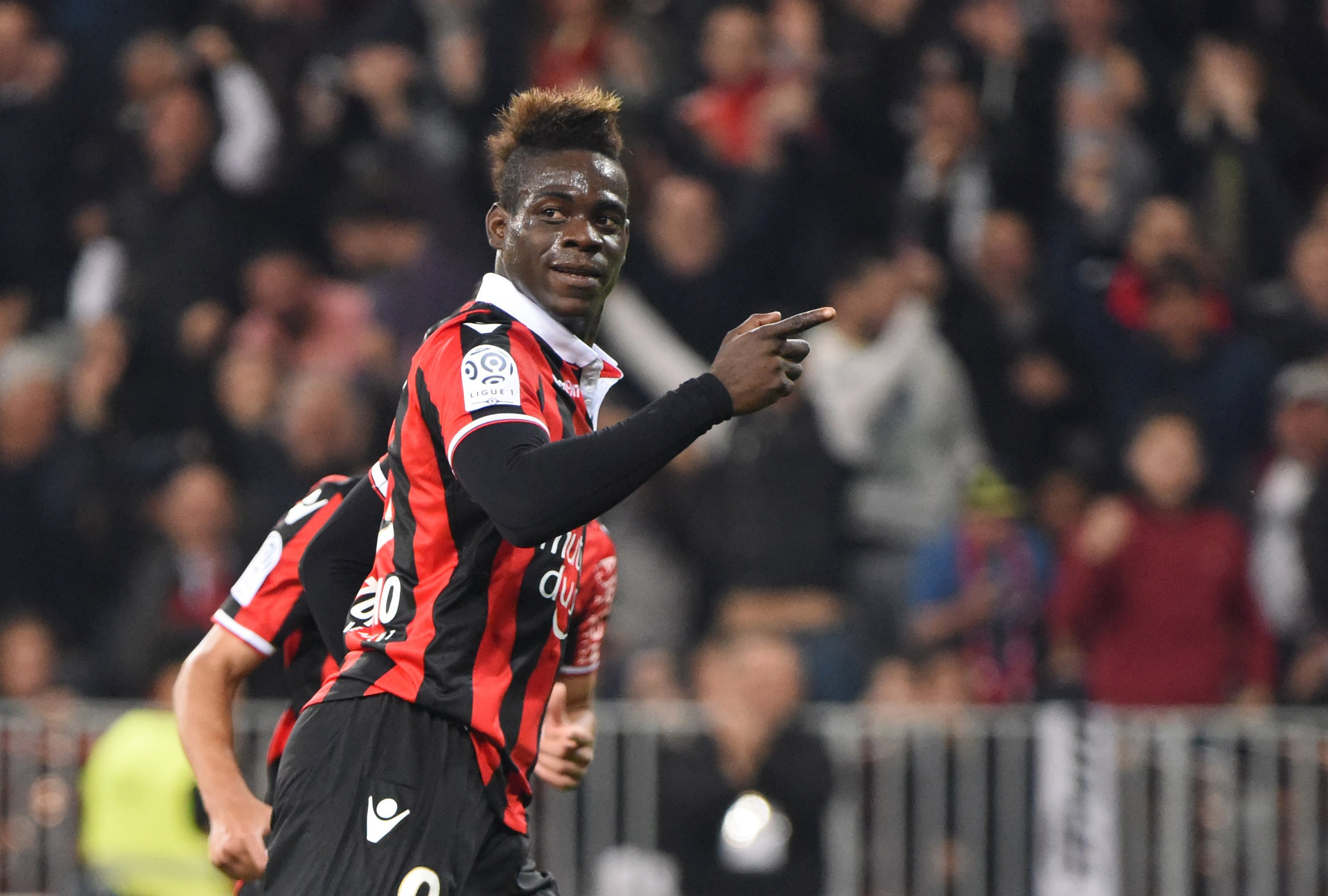 nice 039 s mario balotelli reacts after scoring goal against psg on april 30 2017 photo reuters