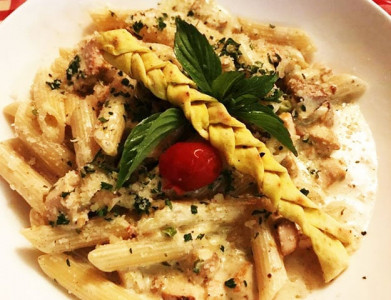 food review la mamma might not take you to italy but it does promise a good time out food review la mamma might not take you to italy but it does promise a good time out