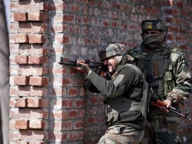 indian army soldiers take their positions near the site of a gun battle between indian security forces and militants on the outskirts of srinagar february 21 2016 photo reuters indian army soldiers take their positions near the site of a gun battle between indian security forces and militants on the outskirts of srinagar february 21 2016 photo reuters