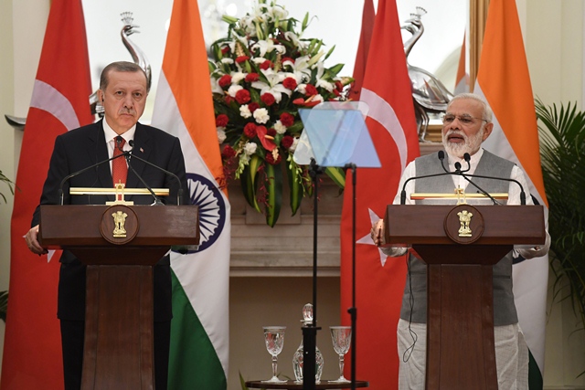 indian prime minister narendra modi and turkish president recep tayyip erdogan take part in a joint press conference during an exchange of agreements in new delhi photo afp