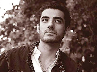 adeel hussain would take this pakistani celebrity out on a date adeel hussain would take this pakistani celebrity out on a date