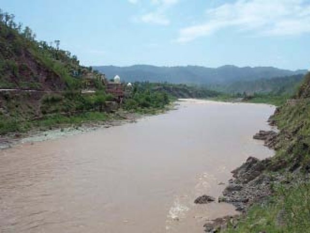 alert issued overflowing jhelum river inundates 20 villages