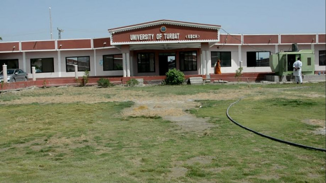 bhc chief justice mir muhammad noor meskanzai says he will provide all kinds of assistance facilities photo courtesy balochistan express bhc chief justice mir muhammad noor meskanzai says he will provide all kinds of assistance facilities photo courtesy balochistan express