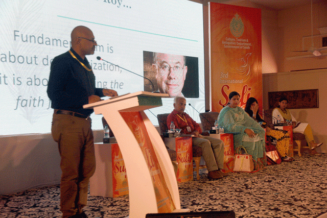 speakers on the second day of the 3rd international sufi conference discussed the texts context and assertions of sufis thought photo athar khan speakers on the second day of the 3rd international sufi conference discussed the texts context and assertions of sufis thought photo athar khan