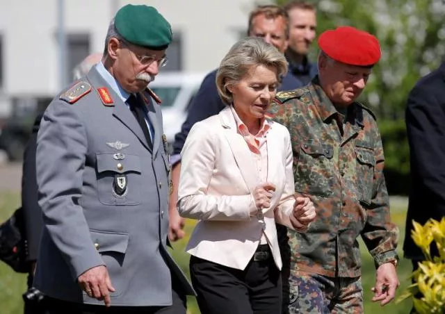 german defence minister ursula von der leyen c walks with general joerg vollmer general inspector of the german land army l and general volker wieker inspector general of germany 039 s armed forces in bundeswehr during her visit at the 291st fighter squadron photo reuters file german defence minister ursula von der leyen c walks with general joerg vollmer general inspector of the german land army l and general volker wieker inspector general of germany 039 s armed forces in bundeswehr during her visit at the 291st fighter squadron photo reuters file