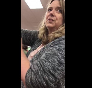 muslim shopper harassed at us grocery store muslim shopper harassed at us grocery store