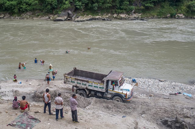 banned in 1991 sand mining from riverbeds continues illegally in nepal photo nabin baral