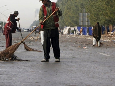 sanitary workers protest strict health authority rules sanitary workers protest strict health authority rules