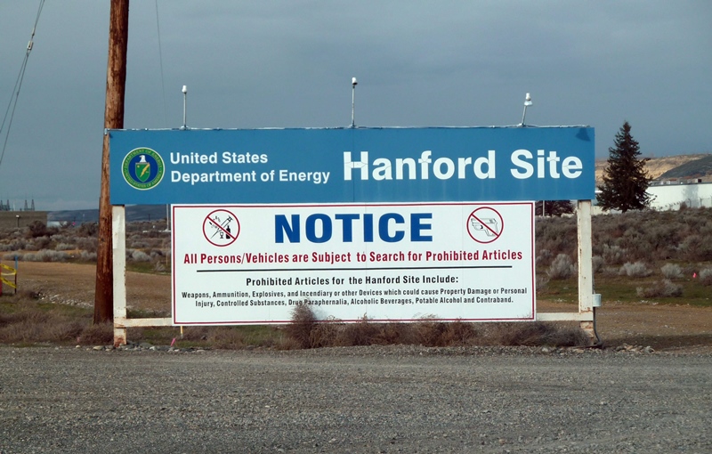 this file photo taken on march 17 2011 shows a sign warning visitors of searches for prohibited materials as they near the hanford nuclear site in hanford washington photo afp