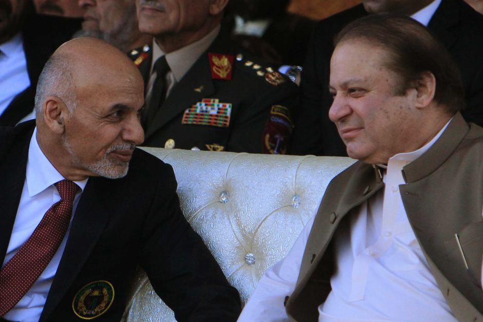 afghan president ashraf ghani with prime minister nawaz sharif photo reuters